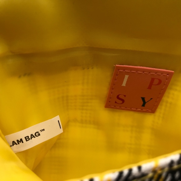 Ipsy September 2021 Glam Bag Plaid Yellow - Picture 5 of 8